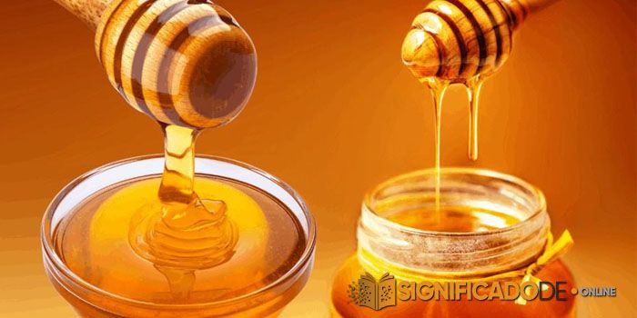 soñar con miel de abejas